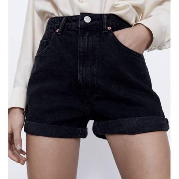 Zara Pants - Zara High Waist Black Women's Shorts size 8